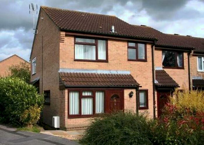 1 Bedroom Semi-Detached House To Rent In Weavers Crofts, Melksham, SN12