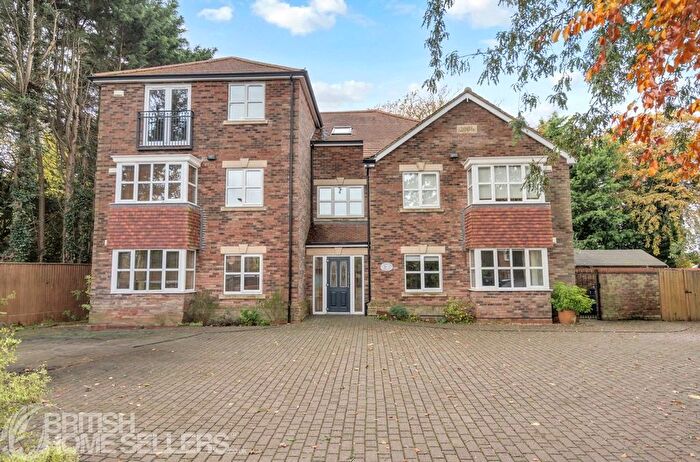 2 Bedroom Flat For Sale In Tetney Road, Humberston, Grimsby, Lincolnshire, DN36