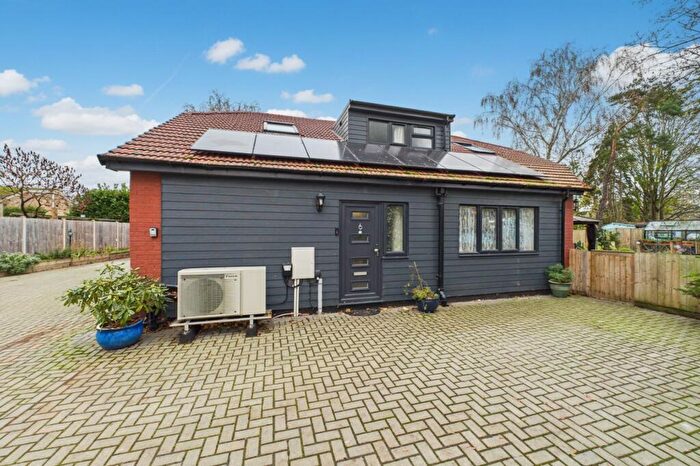 3 Bedroom Semi Detached House For Sale In Croxton Road, Thetford, IP24