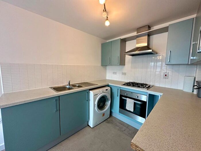 2 Bedroom Flat To Rent In Ribble Avenue, Burnley, BB10