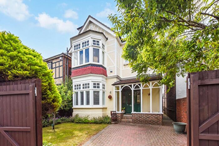 5 Bedroom Detached House For Sale In Craneswater Avenue, Southsea, PO4