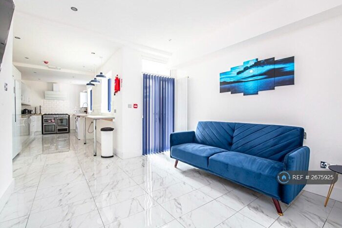 5 Bedroom Terraced House To Rent In Adelaide Road, Liverpool, L7