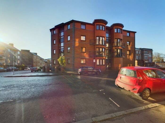 1 Bedroom Flat To Rent In Sanda Street, North Kelvin, G20