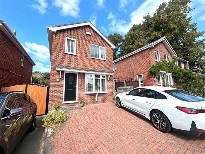 3 Bedroom House To Rent In Keeling Close, Newthorpe, Nottingham, NG16