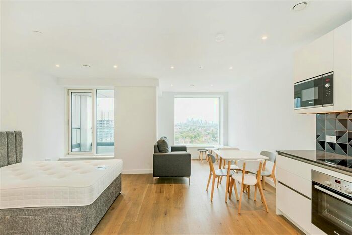 Studio To Rent In Hurlock Heights, Elephant Park, Elephant And Castle, SE17