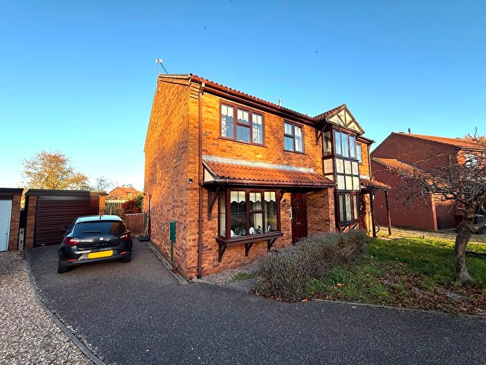 3 Bedroom Semi-Detached House For Sale In Wedgewood Road, Lincoln, LN6