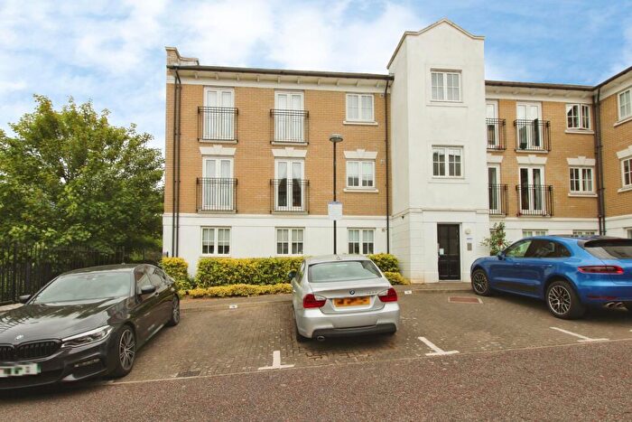 2 Bedroom Flat For Sale In George Williams Way, Colchester, CO1