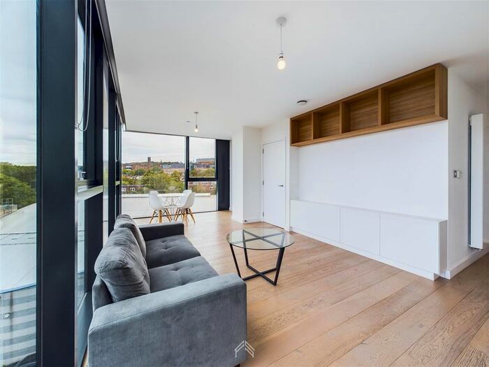 1 Bedroom Flat To Rent In Highgate Hill, London, N19