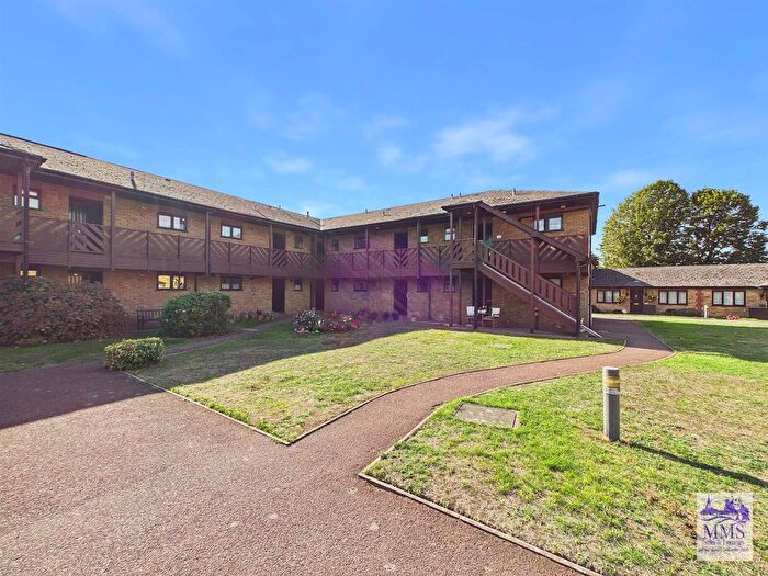 1 Bedroom Property For Sale In Trafalgar Road, Gravesend, DA11