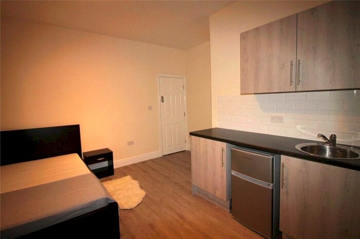 1 Bedroom Studio To Rent In Beaconsfield Road, Southall, UB1