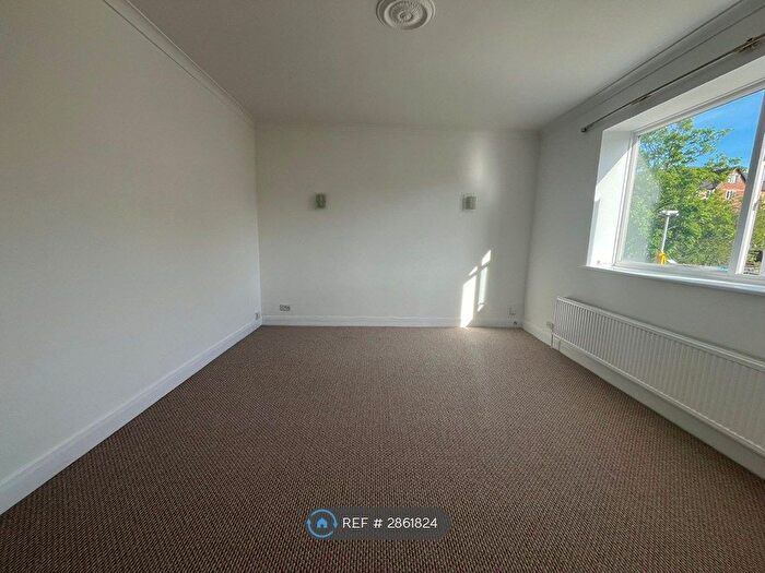 1 Bedroom Flat To Rent In Coombe Road, Croydon, CR0
