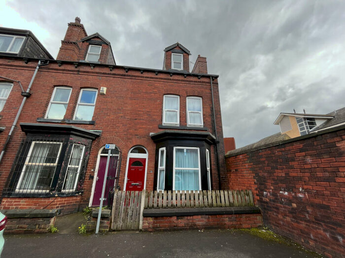 4 Bedroom Terraced House To Rent In Archery Street, Leeds, West Yorkshire, LS2