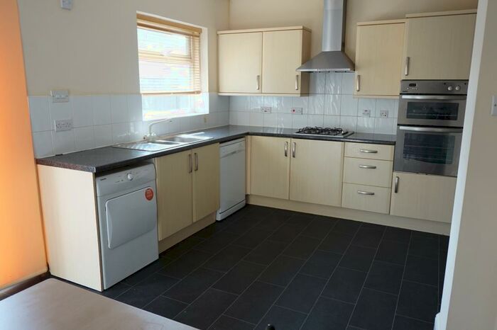 4 Bedroom Terraced House To Rent In Filton Avenue, Horfield, Bristol, BS7
