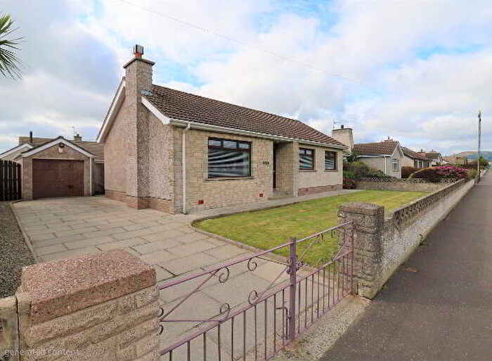 2 Bedroom Detached Bungalows For Sale In Knockchree Avenue, Kilkeel, BT34