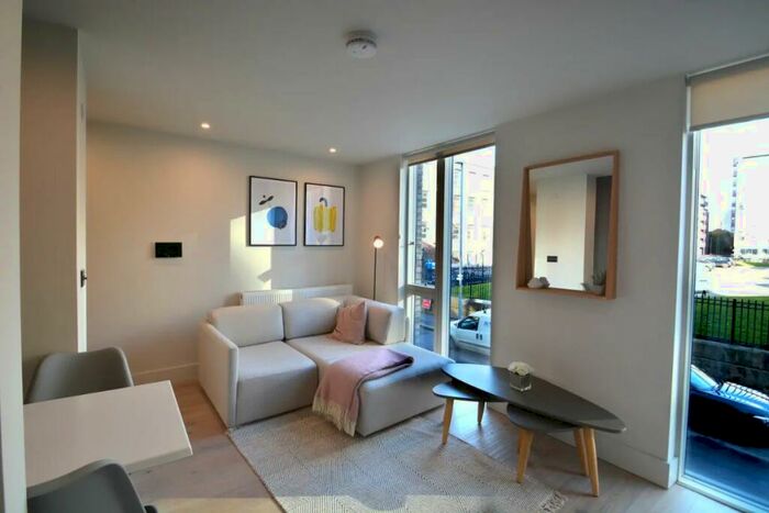 1 Bedroom Apartment To Rent In Arundel Street, Manchester, M15