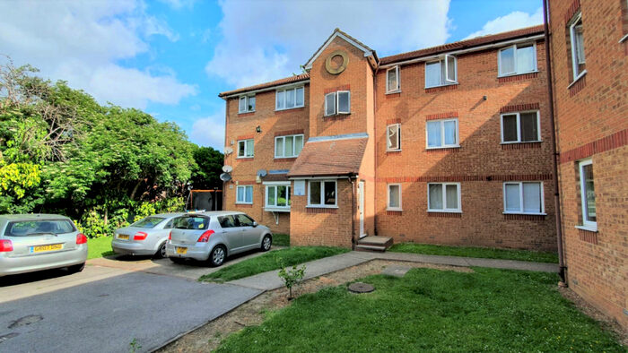 Studio To Rent In Scottwell Drive, Colindale, NW9