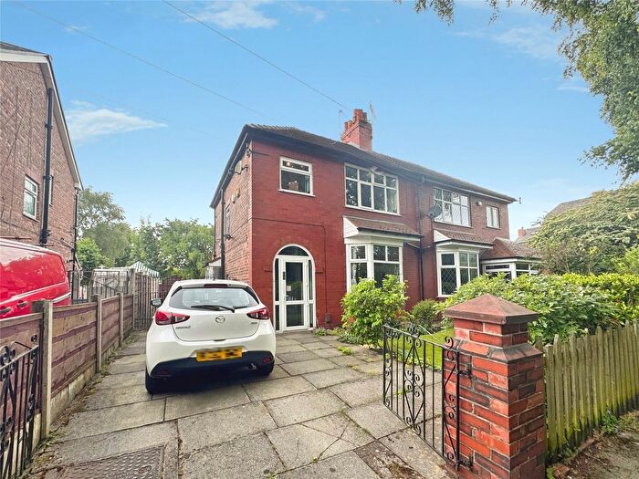 3 Bedroom Semi-Detached House To Rent In Heaton Road, Heaton Moor, Stockport, SK4