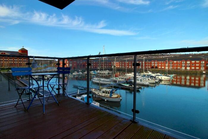 2 Bedroom Flat To Rent In Marina Retreat, Maridian Wharf, Trawler Road, Swansea, Wales, SA1