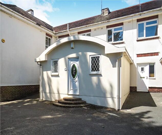 1 Bedroom Flat For Sale In Grosvenor Gardens, Northampton, NN2