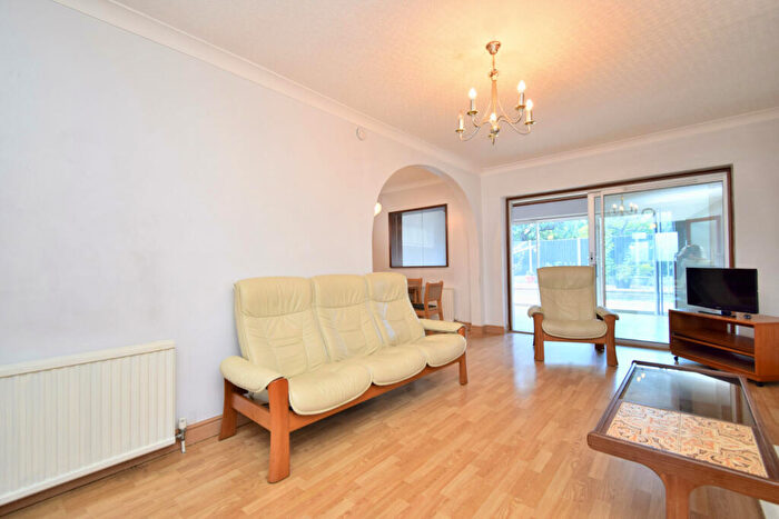 3 Bedroom Semi-Detached House For Sale In Barnstaple Road, Evington, Leicester, LE5