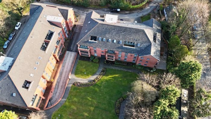 2 Bedroom Flat For Sale In Merryfield Grange, Bolton, BL1