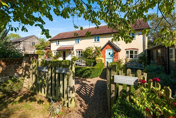 4 Bedroom Cottage For Sale In Upper Langdales, Creeting St. Mary, Ipswich, IP6