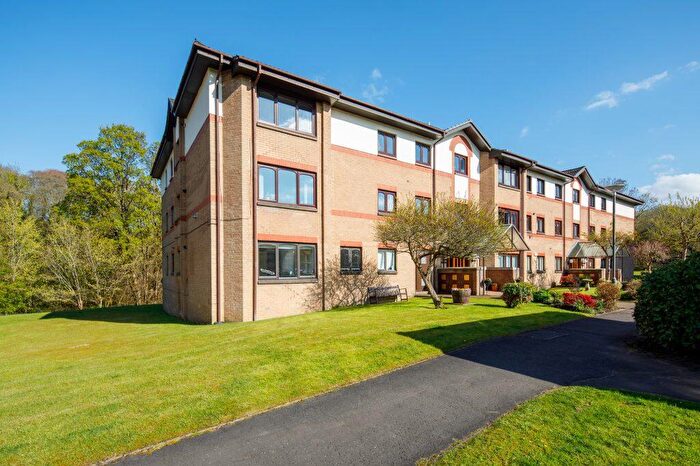 2 Bedroom Apartment For Sale In Riverside Park, Linnpark Avenue, Netherlee, G44