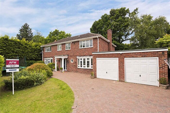 4 Bedroom Detached House To Rent In Pine Walk, Cobham, Surrey, KT11