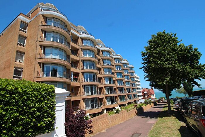 2 Bedroom Flat For Sale In St Johns Road, Eastbourne, BN20
