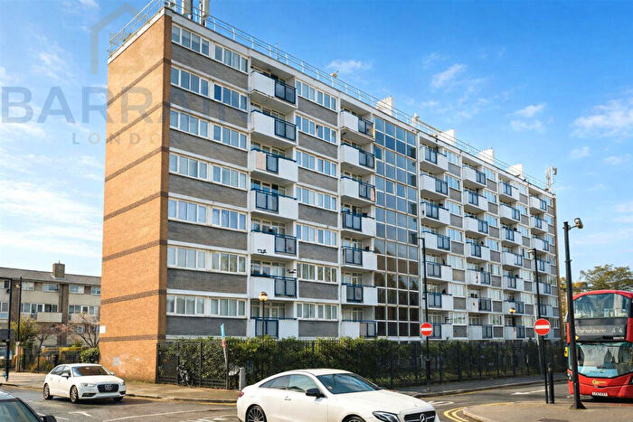 2 Bedroom Flat For Sale In Canning Town, London, E16
