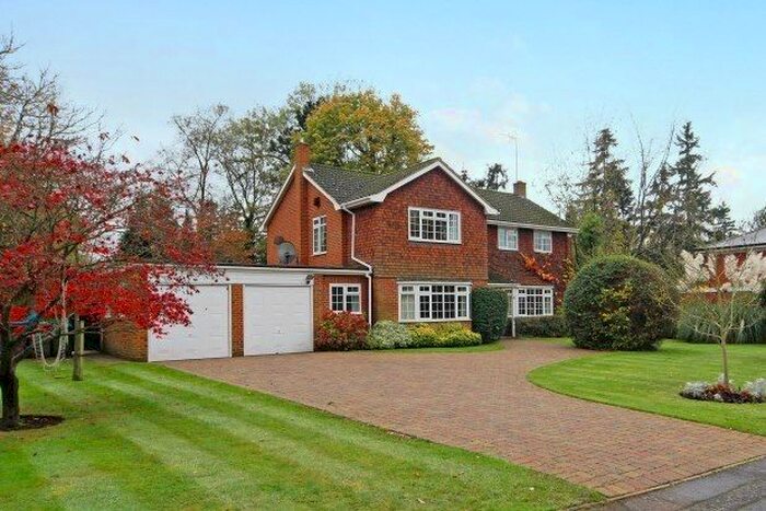 5 Bedroom Property To Rent In The Garth, Cobham, KT11