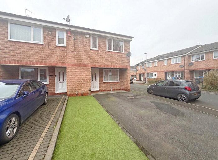 3 Bedroom Semi Detached House For Sale In Old School Drive, Blackley, Manchester, M9