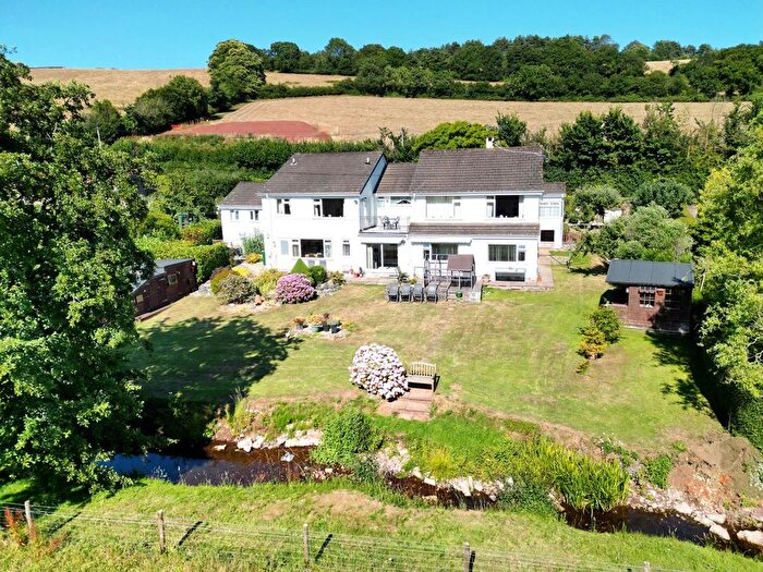 4 Bedroom Detached House For Sale In Ashcombe Road, Dawlish, EX7