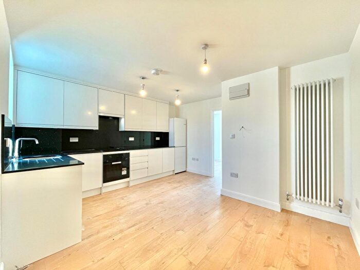 2 Bedroom Flat To Rent In To Rent - Hertford Road, London, N9