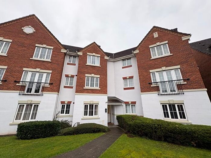 2 Bedroom Flat To Rent In Finchale Avenue, Priorslee, Telford, TF2