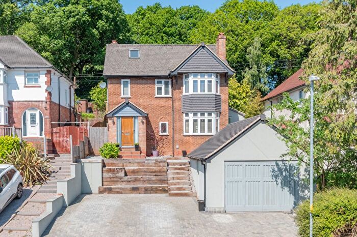 5 Bedroom Detached House For Sale In Plymouth Road, Southcrest, Redditch, B97