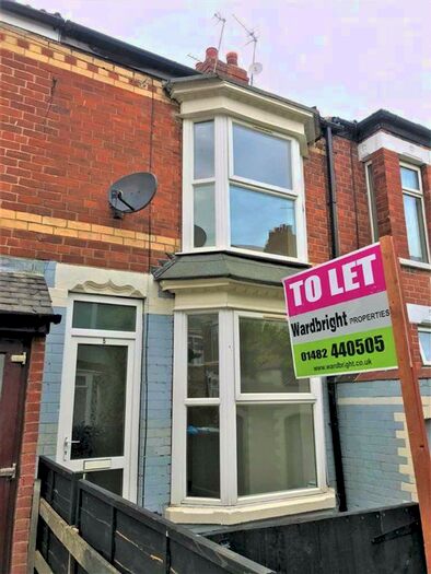 2 Bedroom End Of Terrace House To Rent In Clinton Avenue, Manvers Street, Hull, HU5