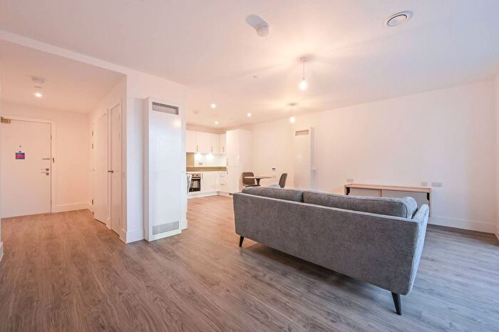 1 Bedroom Flat To Rent In Nautilus Apartments, Canning Town, London, E16