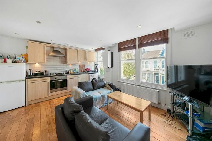 2 Bedroom Flat To Rent In Plato Road, London, SW2