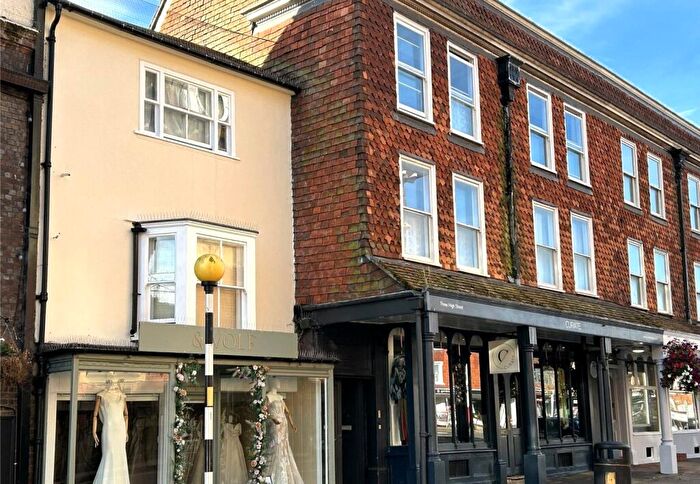 1 Bedroom Apartment To Rent In The Parade, Marlborough, Wiltshire, SN8