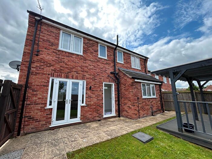 4 Bedroom Detached House To Rent In Dunsil Close, Arkwright Town, Chesterfield, S44