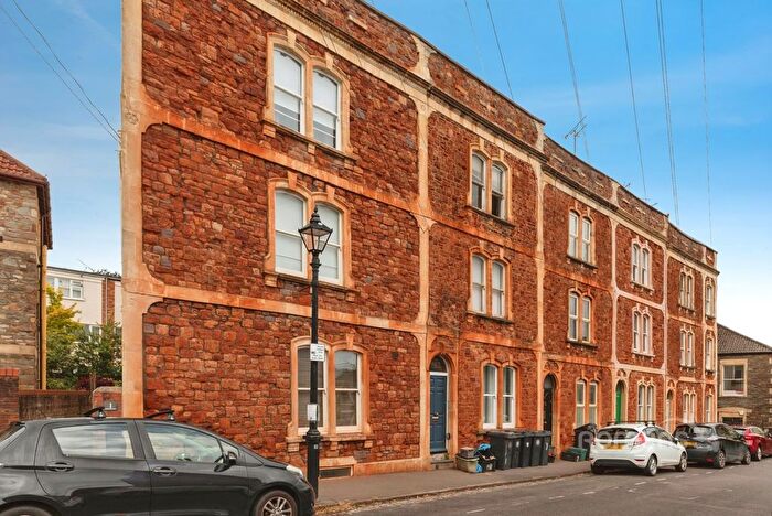 1 Bedroom Flat To Rent In Alexandra Park, Redland, Bristol, BS6