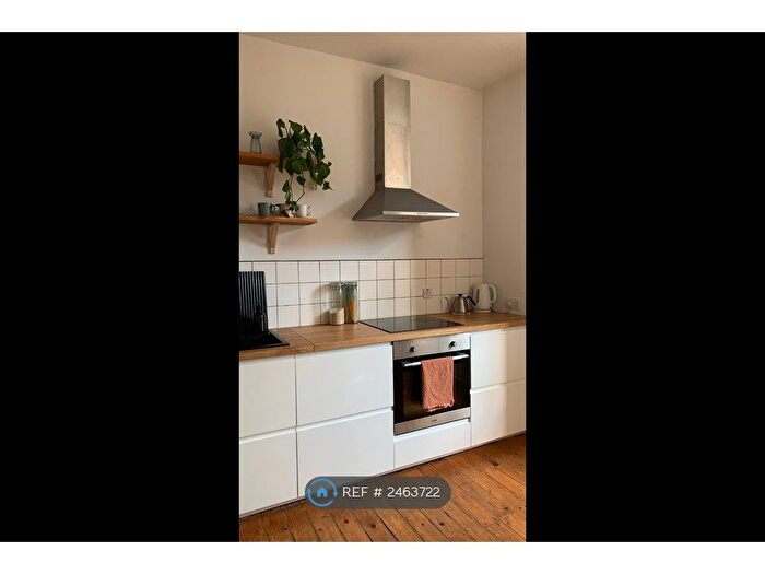 2 Bedroom Flat To Rent In West Princes Street, Glasgow, G4