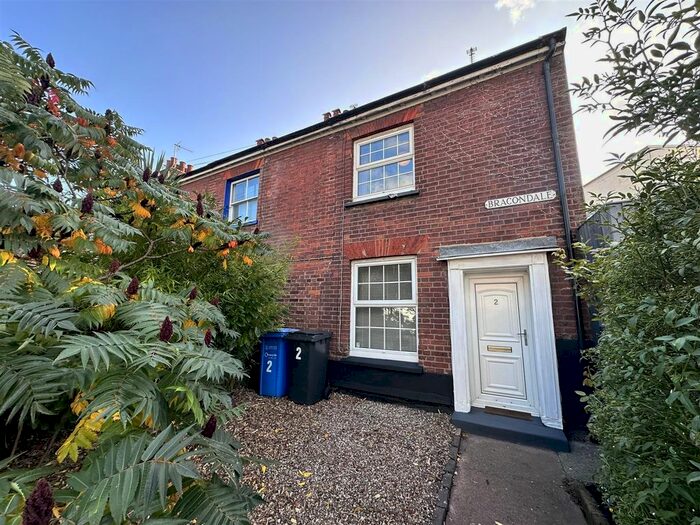 3 Bedroom Terraced House To Rent In Bracondale, Norwich, NR1