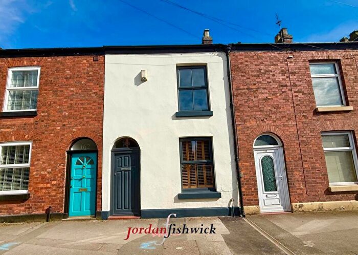 2 Bedroom Terraced House For Sale In Bond Street, Macclesfield, SK11