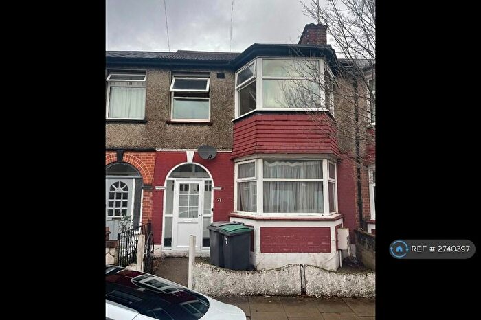 4 Bedroom Terraced House To Rent In Oakdale Road, London, N4