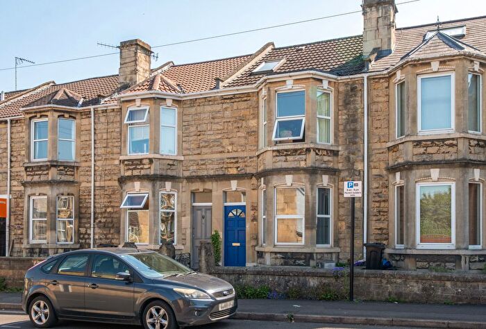 3 Bedroom Terraced House For Sale In Cynthia Road, Bath, BA2