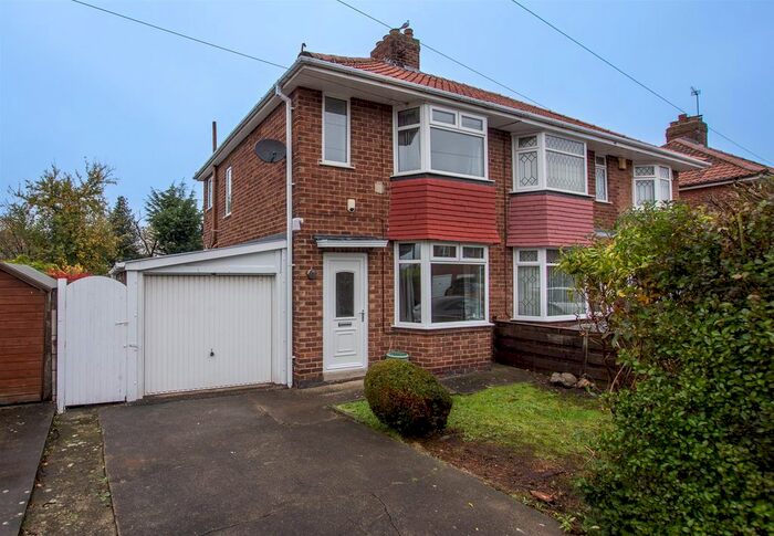 2 Bedroom Semi-Detached House To Rent In Melton Avenue, Rawcliffe, York, YO30