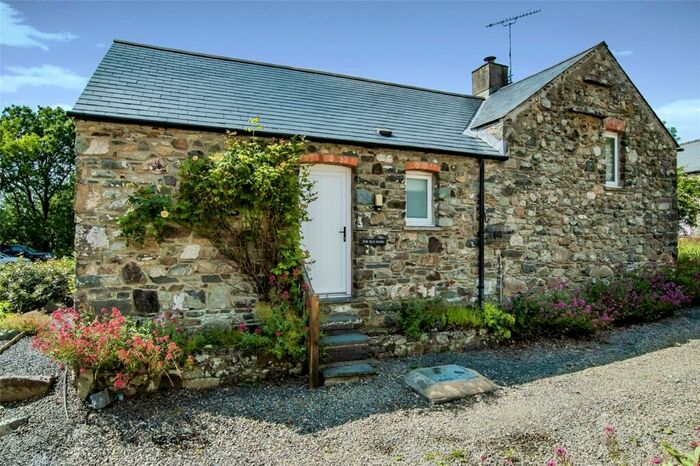 2 Bedroom Semi-Detached House For Sale In Solva, Haverfordwest, SA62