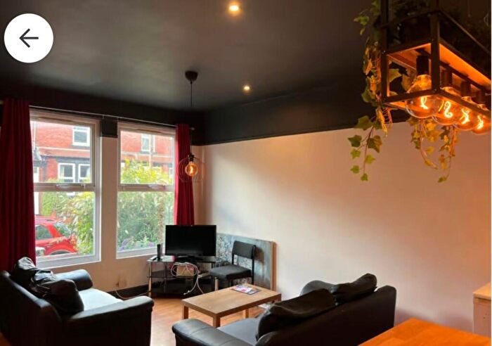 4 Bedroom Terraced House To Rent In Mayville Place, Leeds, West Yorkshire, LS6